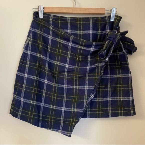 Aritzia Wilfred New Wrap Front Dorine mini Skirt - Picture 9 of 9